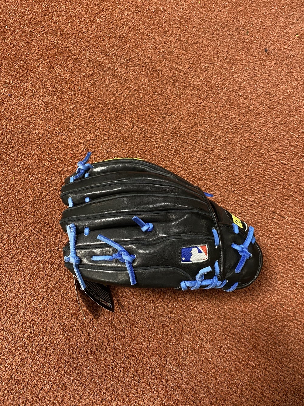 New Custom Wilson A2000 L-B   Right hand throw 11.75" FREE SHIPPING - Image 5