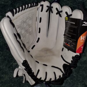 New Mizuno MVP Prime GMVP1200PF3W Fastpitch Right Hand Throw Glove 12"