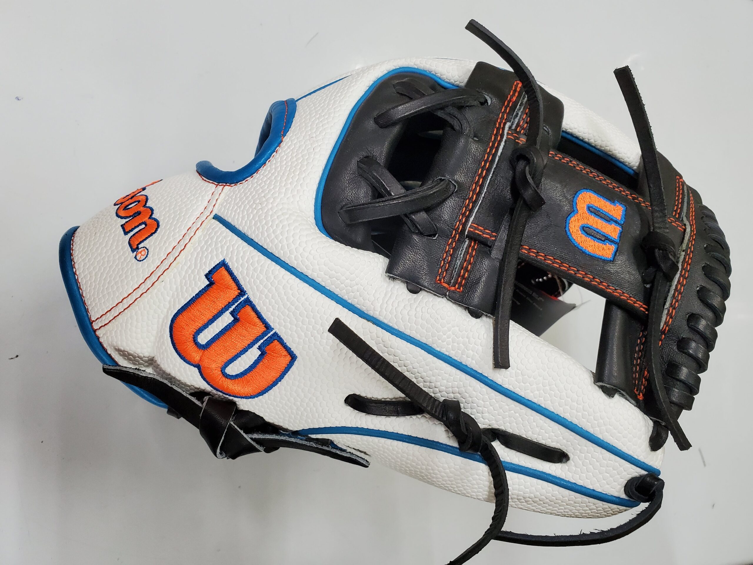 New  Wilson A2000 1975 GOTM MAY 2021 Right Hand Throw 11.75" FREE SHIPPING - Image 4